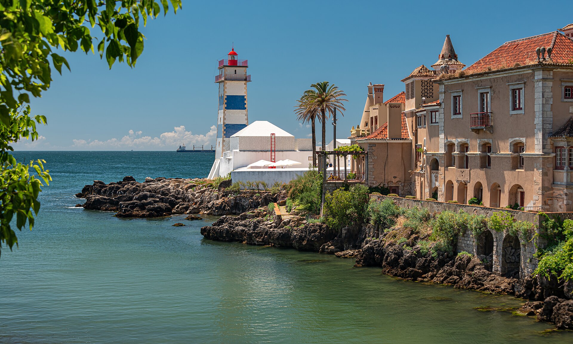 Leuchtturm Santa Marta und die Bucht von Cascais